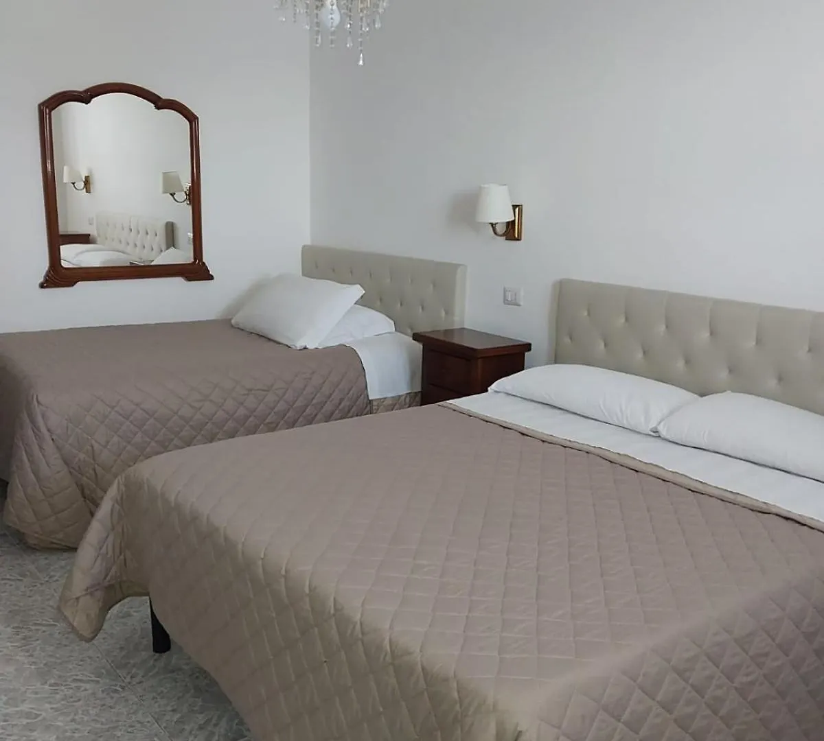 Camera Privata Con Bagno Interno Fiumicino 0*,  Italy