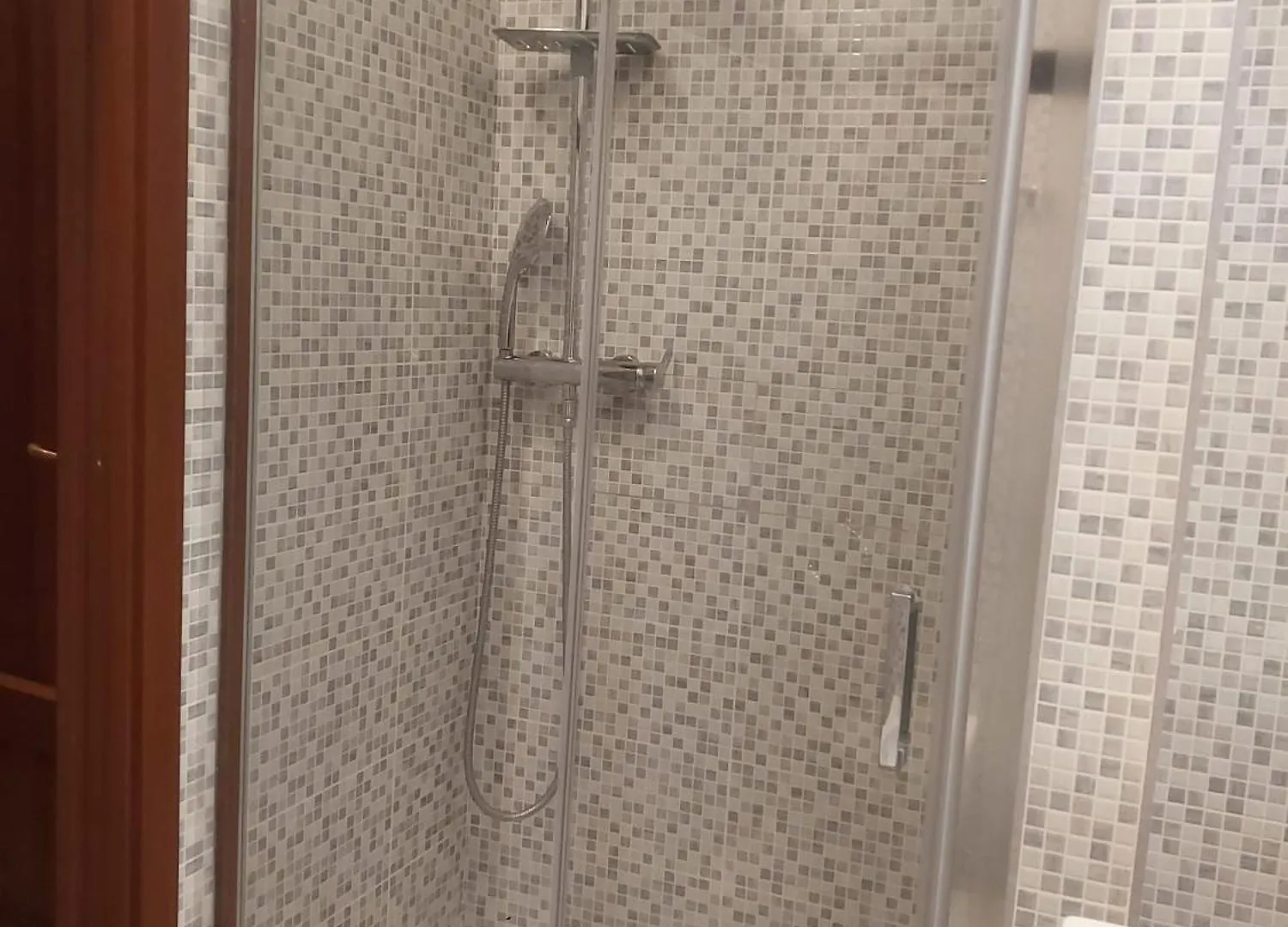 Apartment Camera Privata Con Bagno Interno Fiumicino Italy
